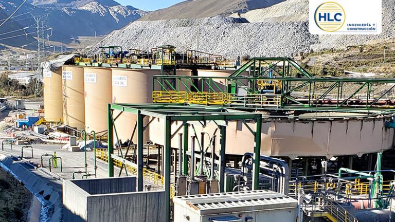 ¿Cuál es el procedimiento de montaje de tanques de almacenamiento?
